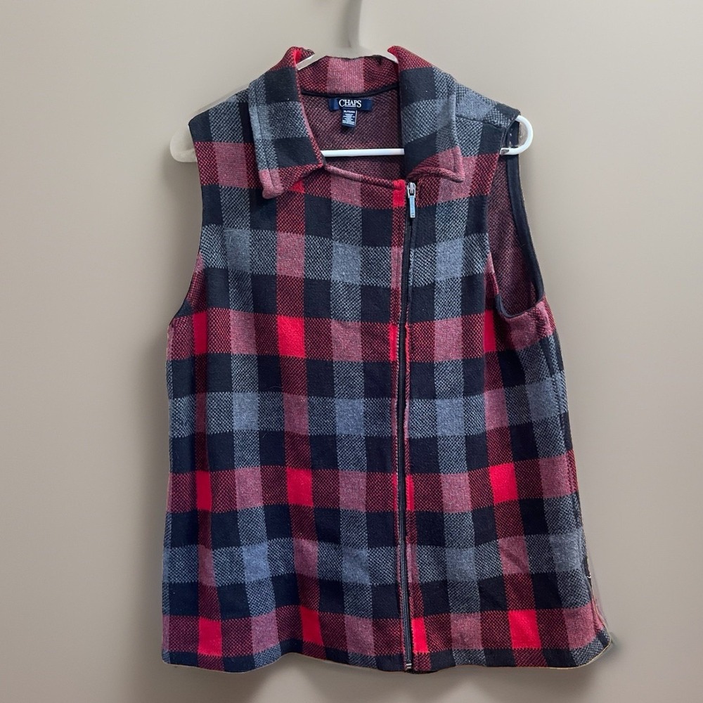 Chaps Asymmetrical Zip Front Collared Red Black Plaid Sweater Vest Size X-Large